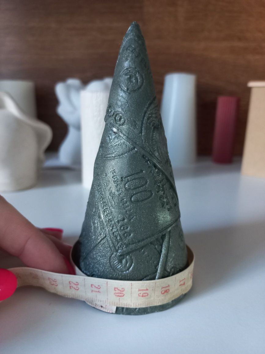 Силиконовая форма Долларовый конус