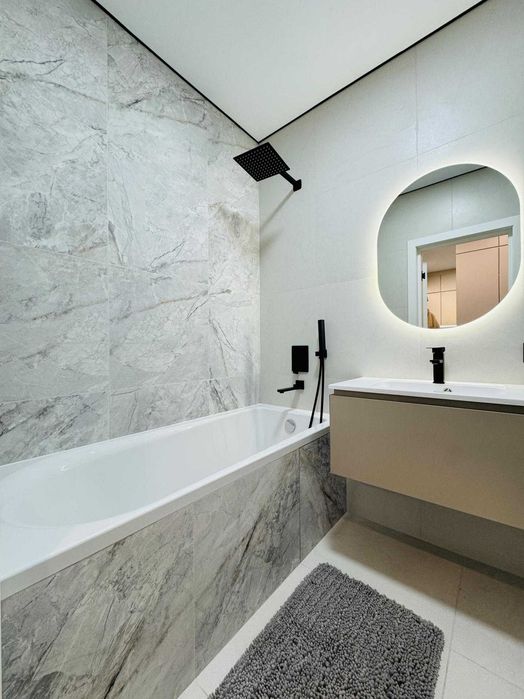 БЕЗ КОМІСІЇ! цікава ОДНОКІМНАТНА квартира в центрі міста. ГАЗ