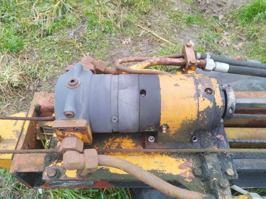 Wiertnica pionowa maszt wiertniczy hydrauliczna do wiertnicy maszt