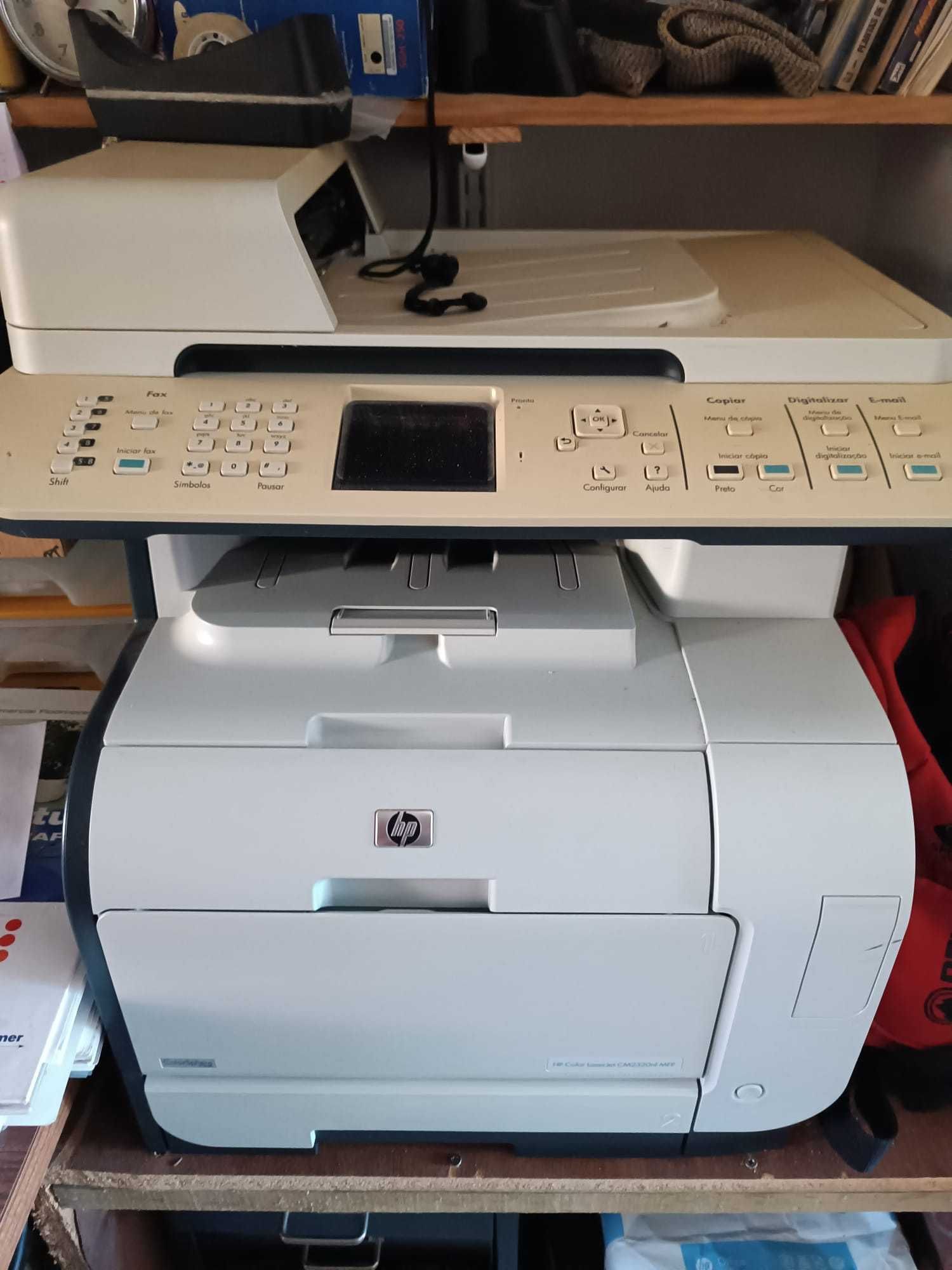 Impressora HP Color LaserJet CM2320nf MFP – Multifuncional a Cores