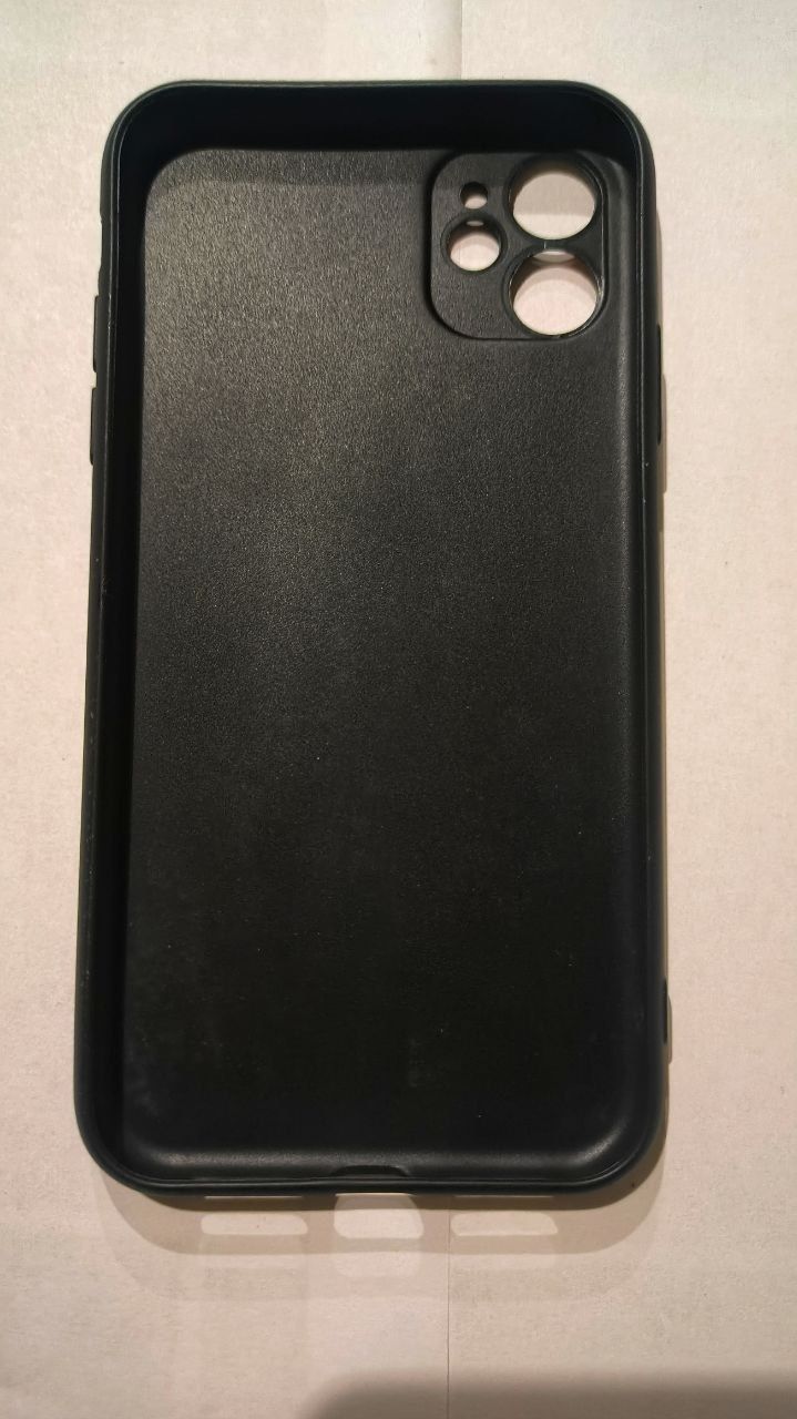 Продам чехлы  на iPhone 11