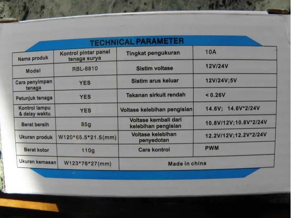 Regulator ładowania PWM RGL-8810 10 A 12-24 V .