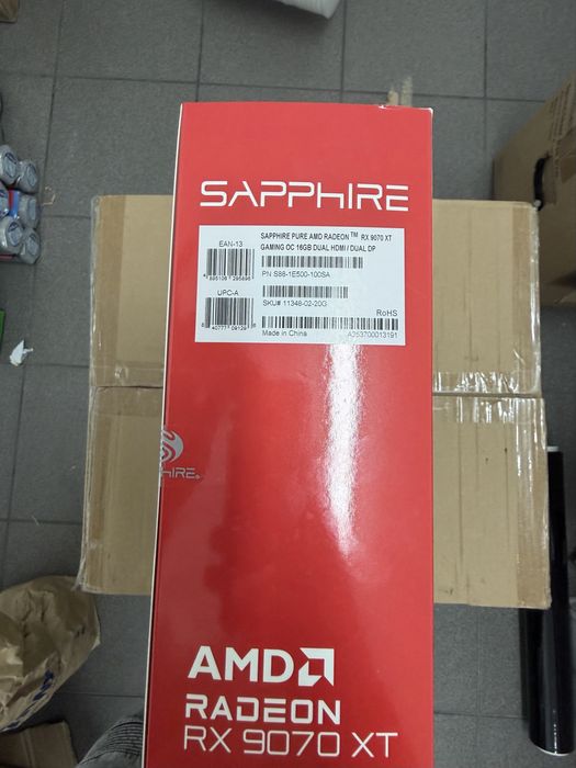 Nową Sapphire Radeon RX 9070 XT Pure 16GB GDDR6