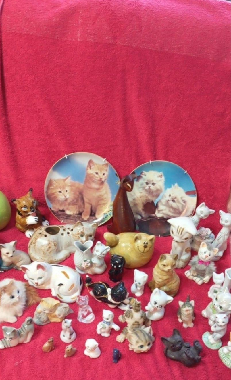 Кошки. Кошечки. Котята. Фигурки для детей. Много
