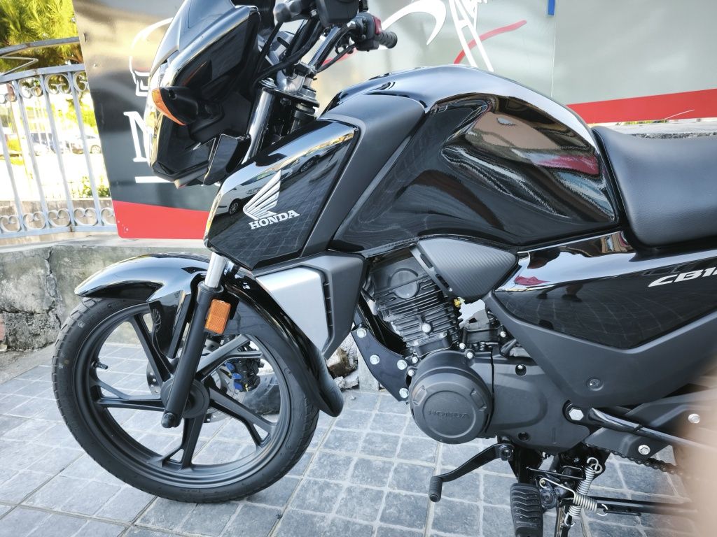 Honda CB 125f nova