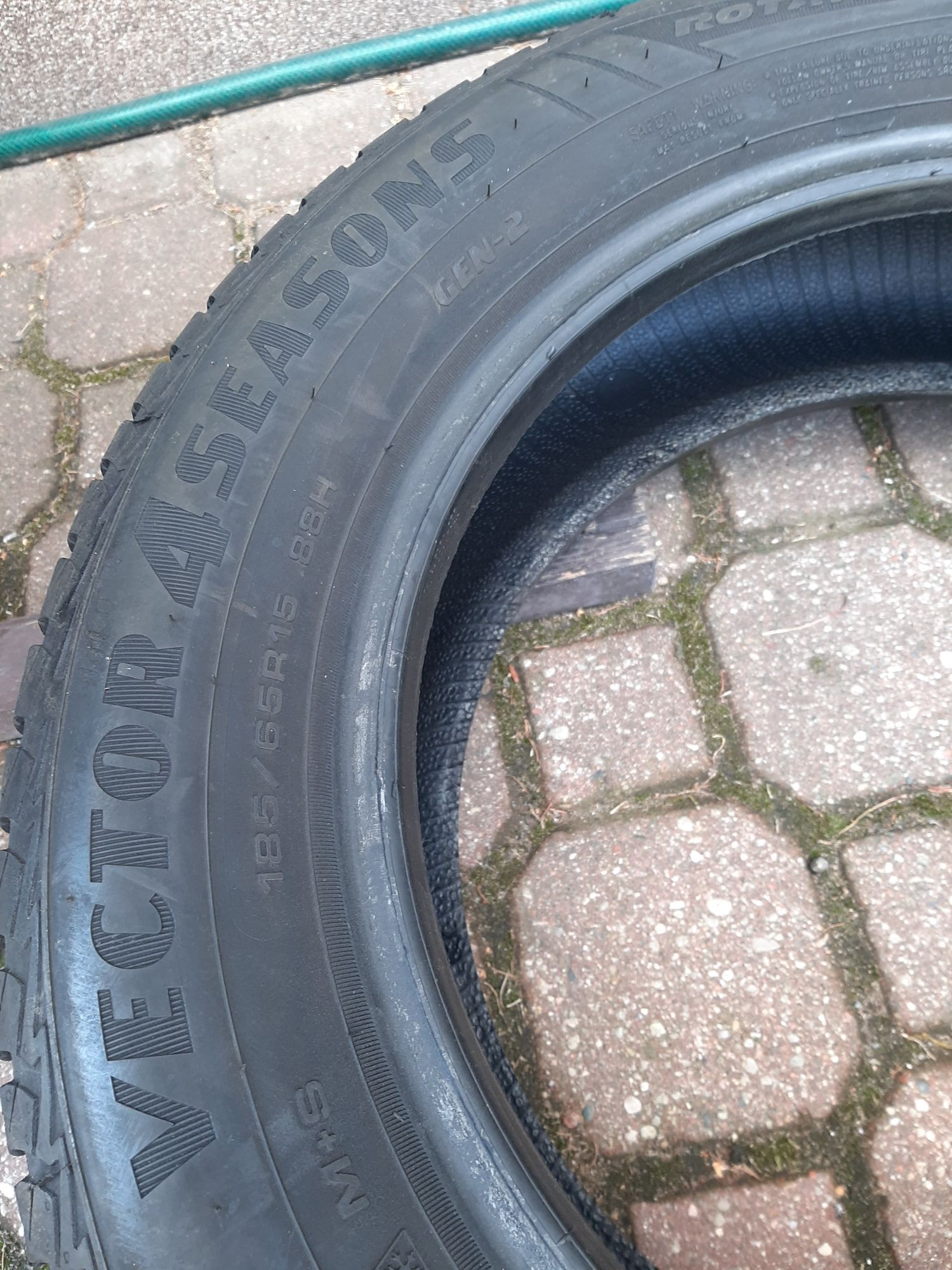 4x Opony całoroczne 185/65R15 GoodYear Vector4Sasons / 7-7,5mm 2018r