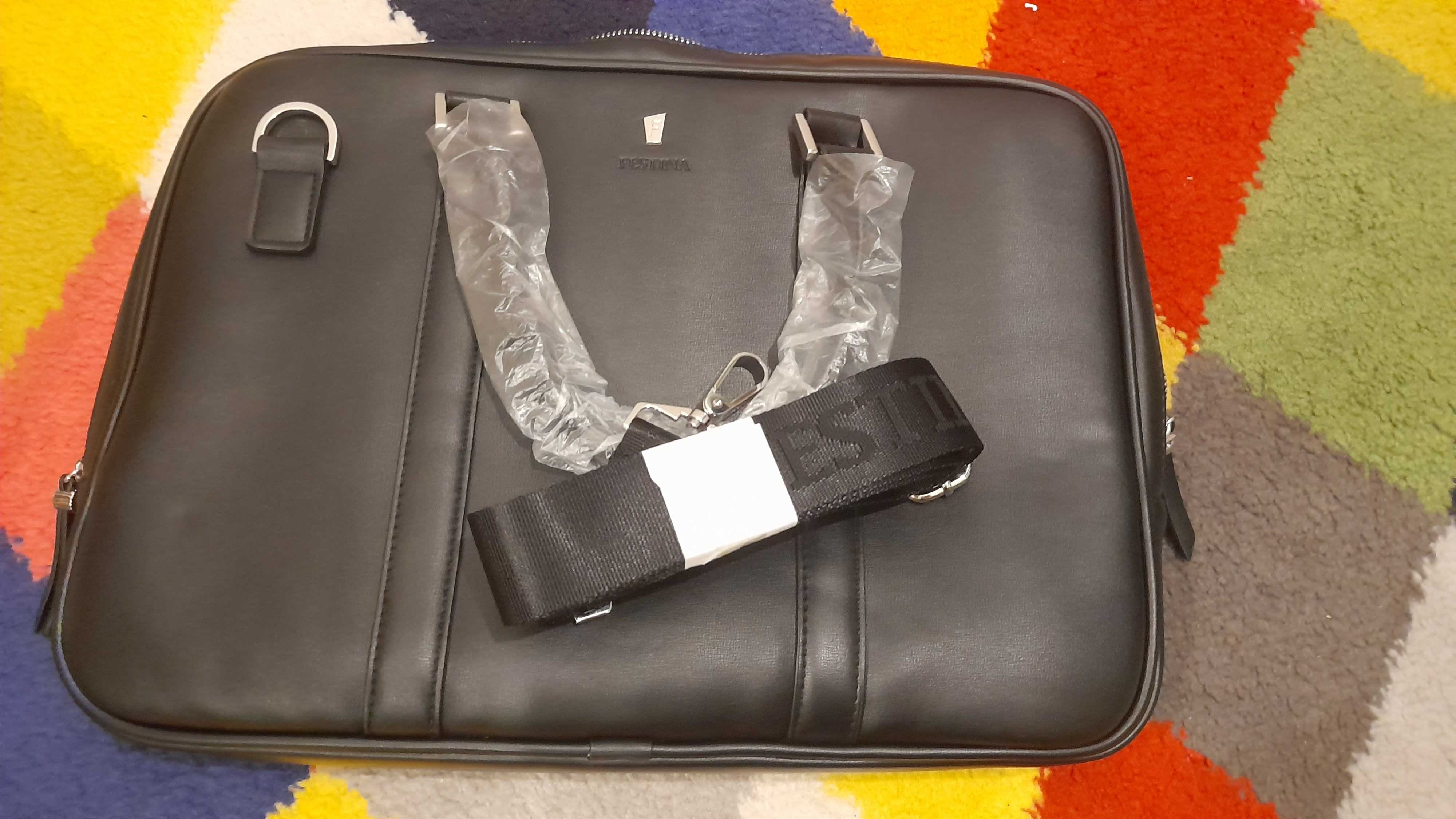 Torba na laptopa skórzana czarna nowa Festina