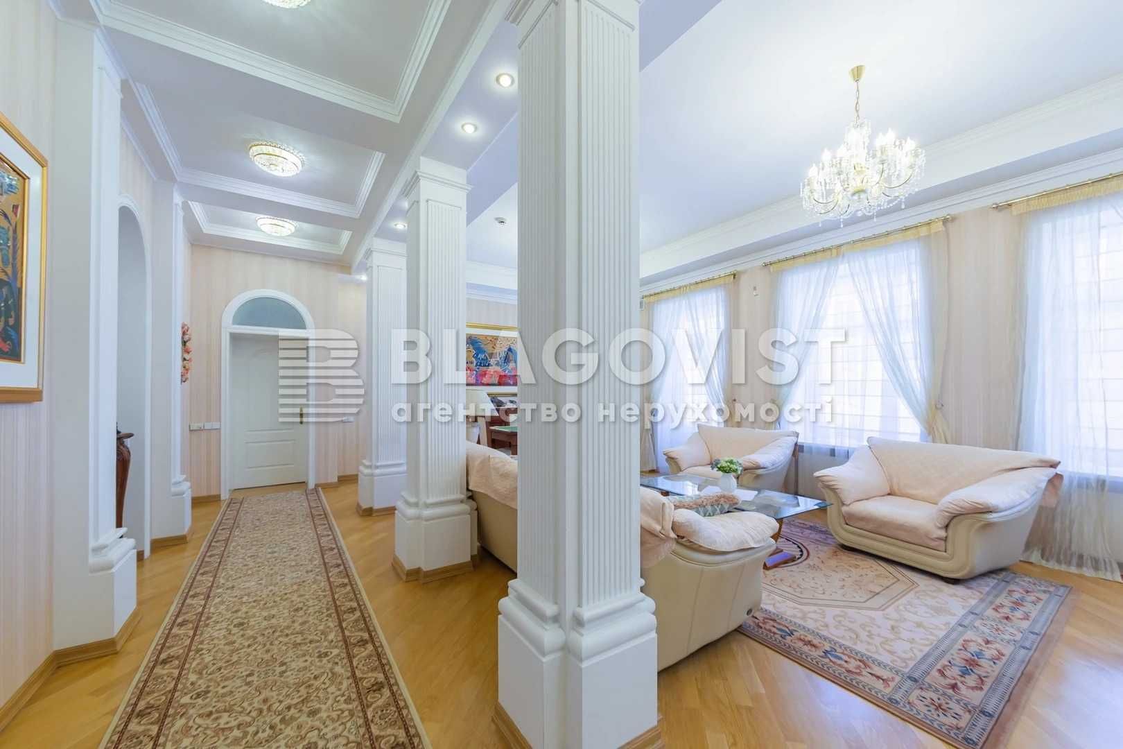 Продаж 5-ти кімн кв-ри вул.Софіївська 25 Дореволюційний будинок центр