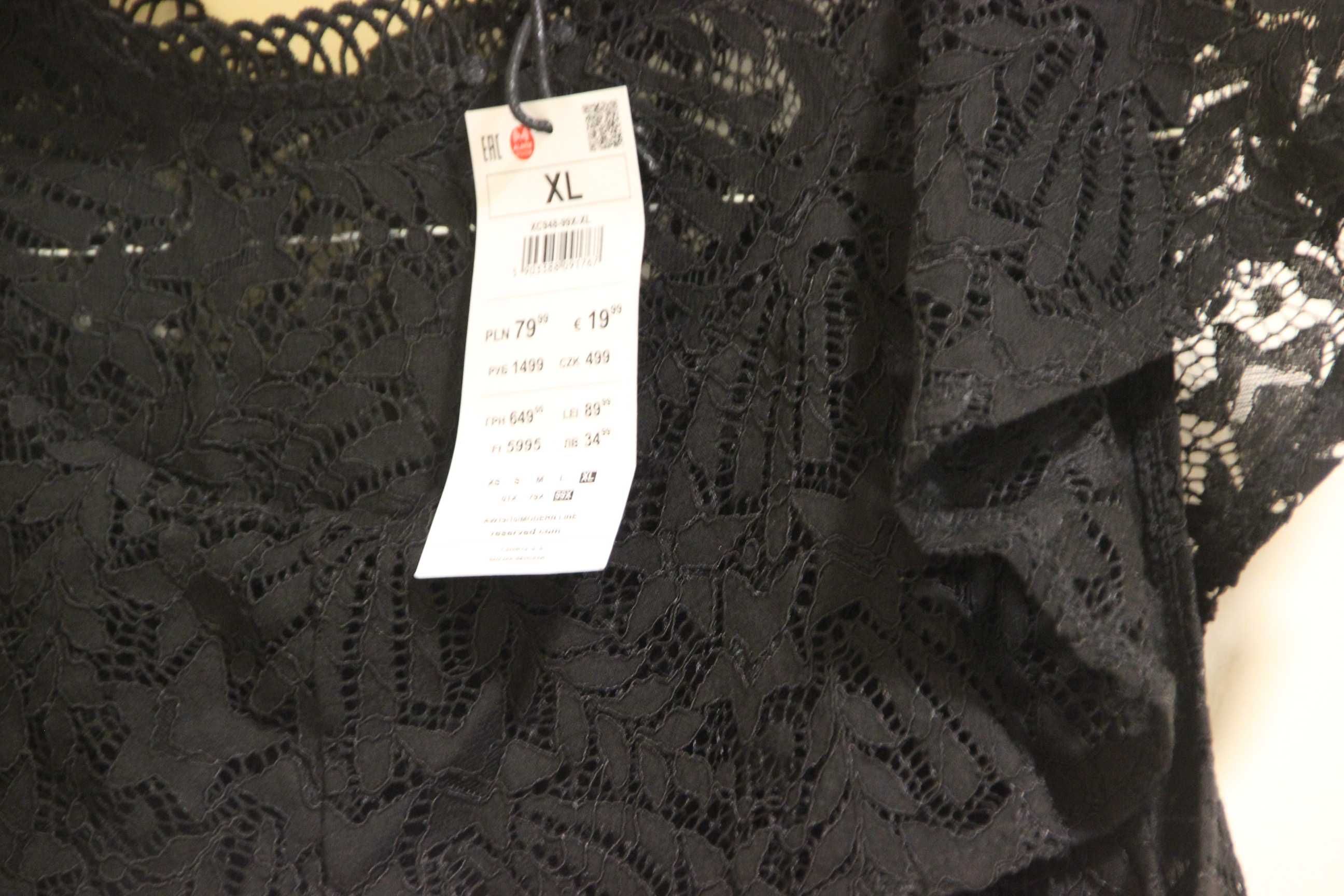 bluzka damska czarna koronkowa Reserved rozmiar XL