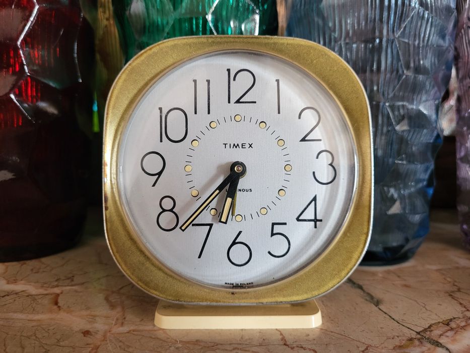 Stary budzik Timex