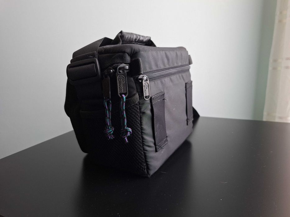 Nikon F50 + Lente 35-80mm + Mala Lowepro Nova 1