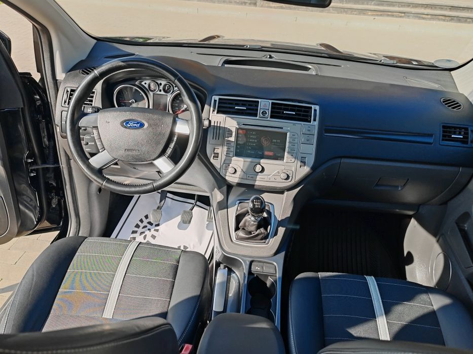 Ford Kuga 2.0 tdci / 4x4 / titanium / z Niemiec / super stan