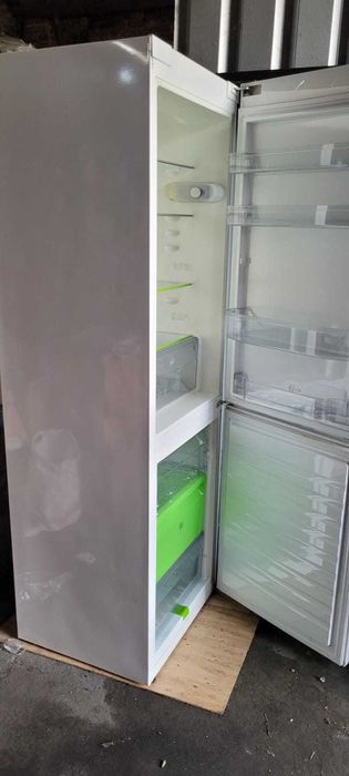 Lodowka z zamrażalką polar