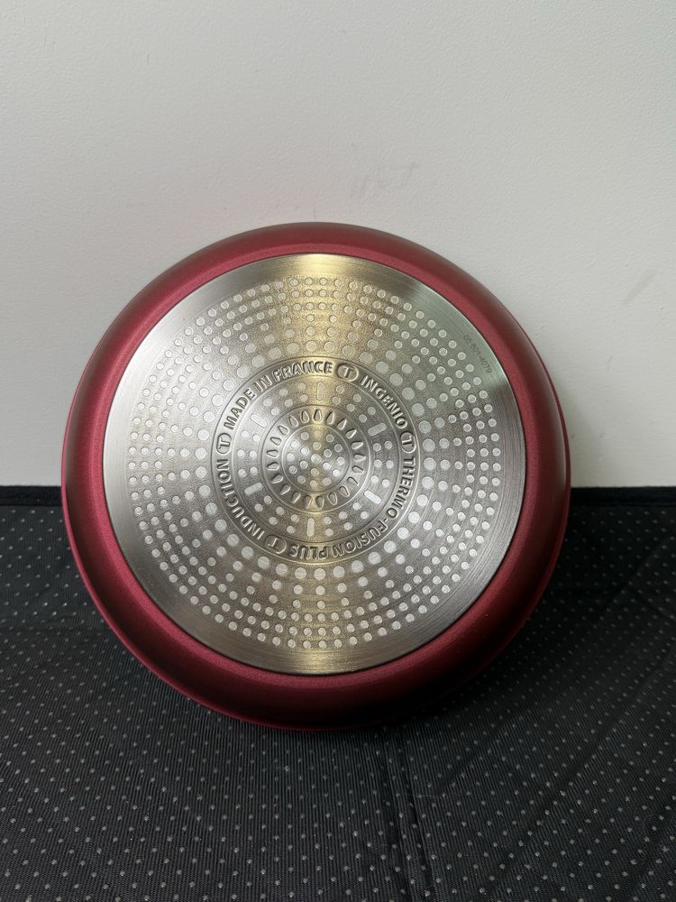 Patelnia Tefal Ingenio 22 cm czerwona + GRATIS!