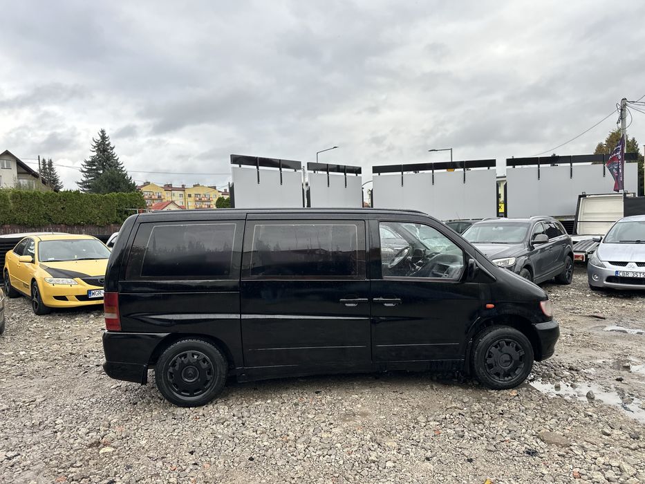 Mercedes Vito 2.3 diesel/8 osobowy/manual