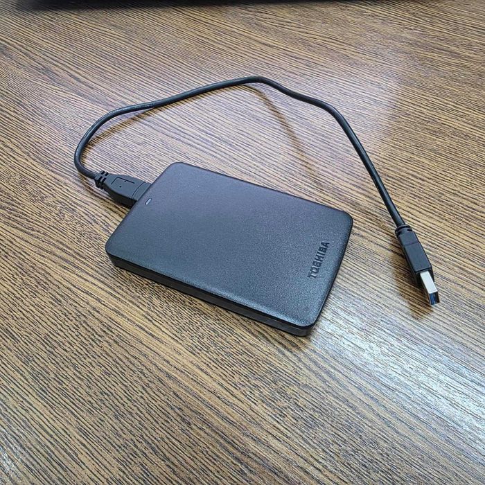 Внешний жесткий диск 500GB Toshiba