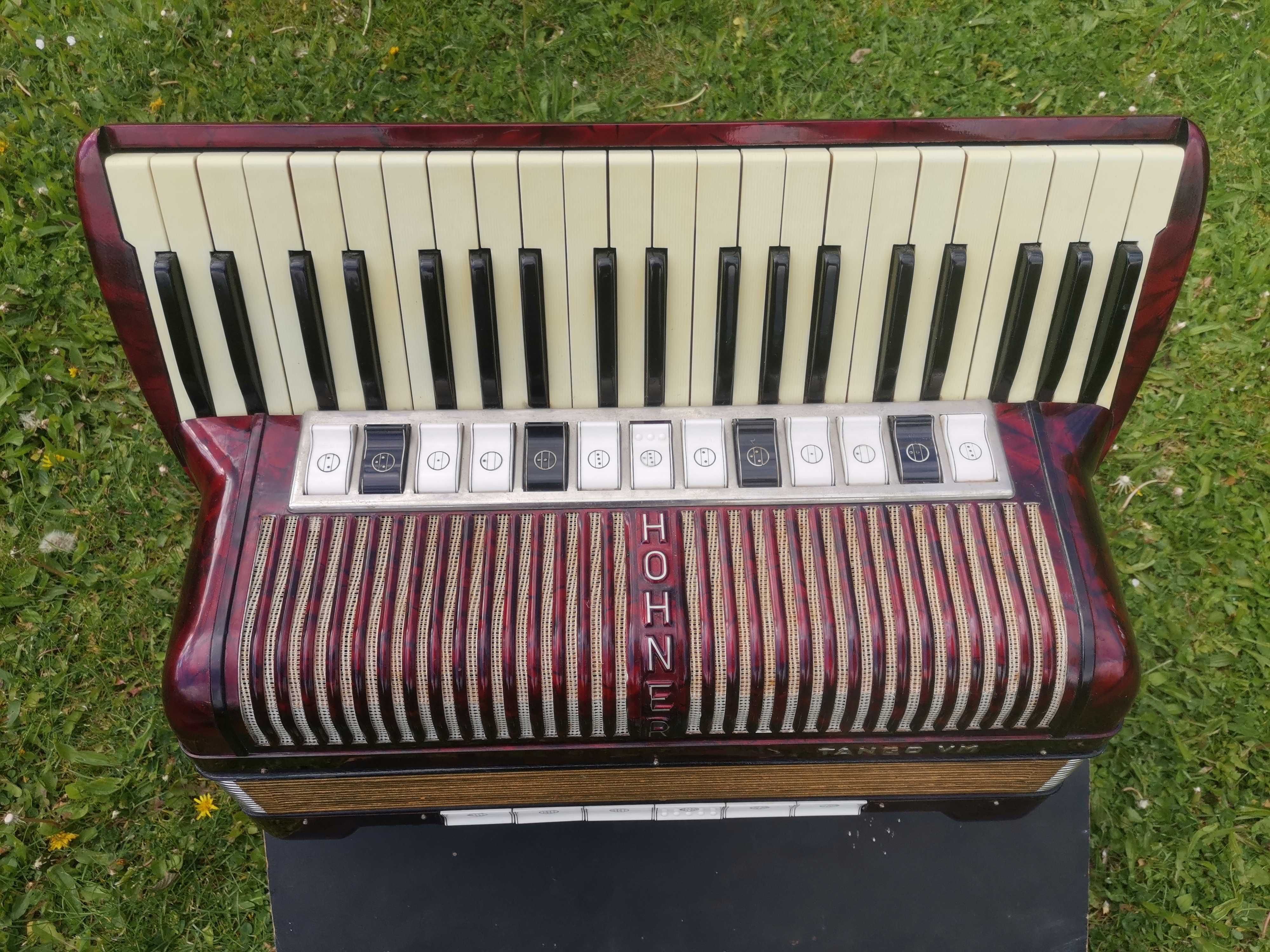 Hohner Tango VM 120 akordeon