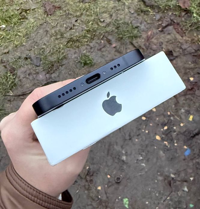 iPhone 16e 128 gb neverlock open box