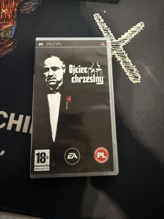 Ojciec Chestny gra na psp