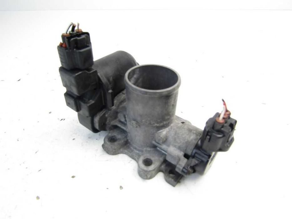 Toyota Corolla E12 1.4 D4D przepustnica