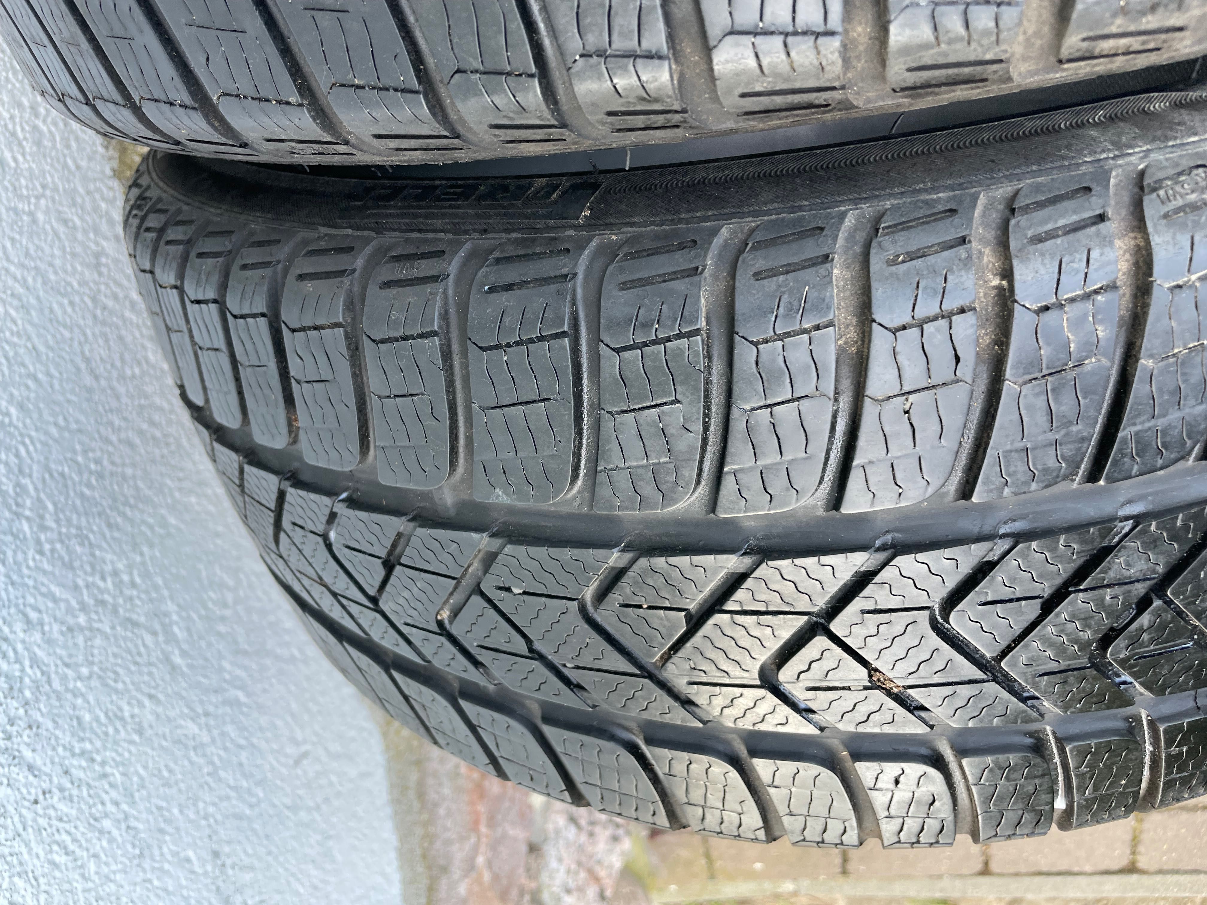 Opony zimowe Pirelli Sottozero 3  235/35/19  2-szt.