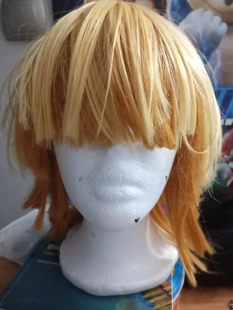 peruka zenitsu cosplay