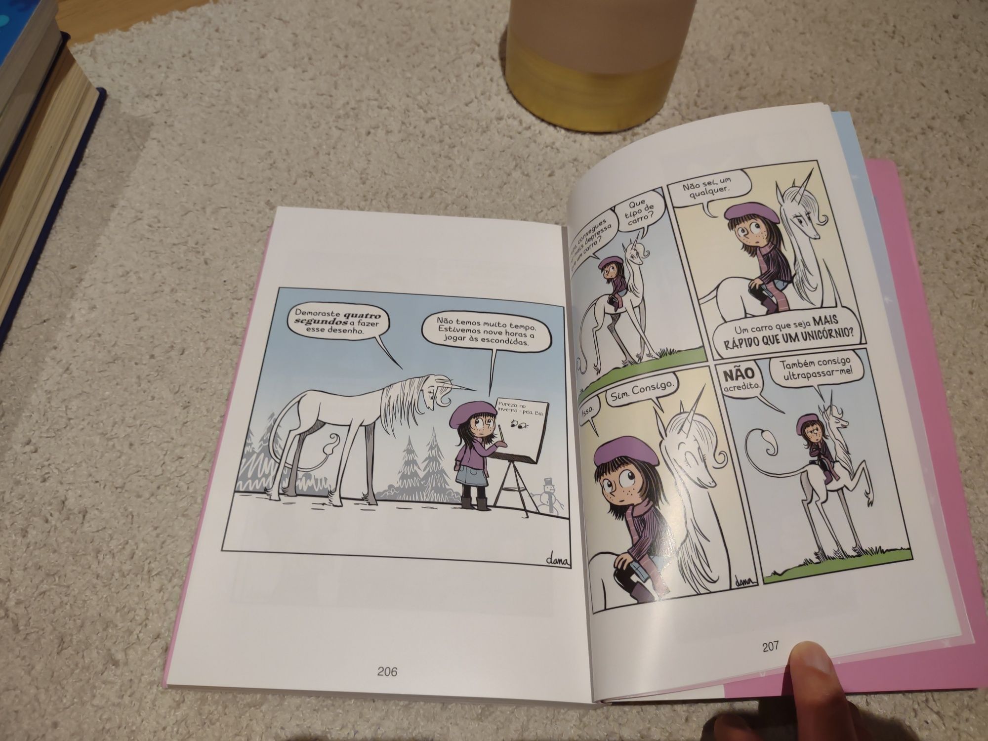 Livro Bia e o Unicórnio