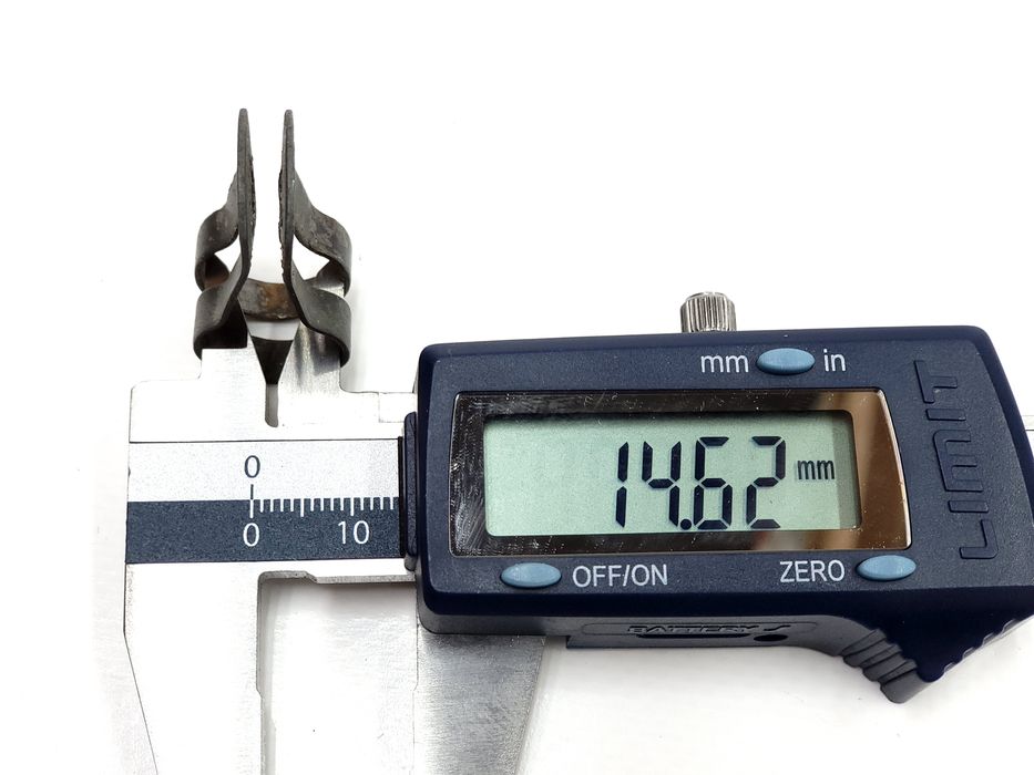 Obejma mocowanie osłony łańcucha FSM Romet tylne PRL