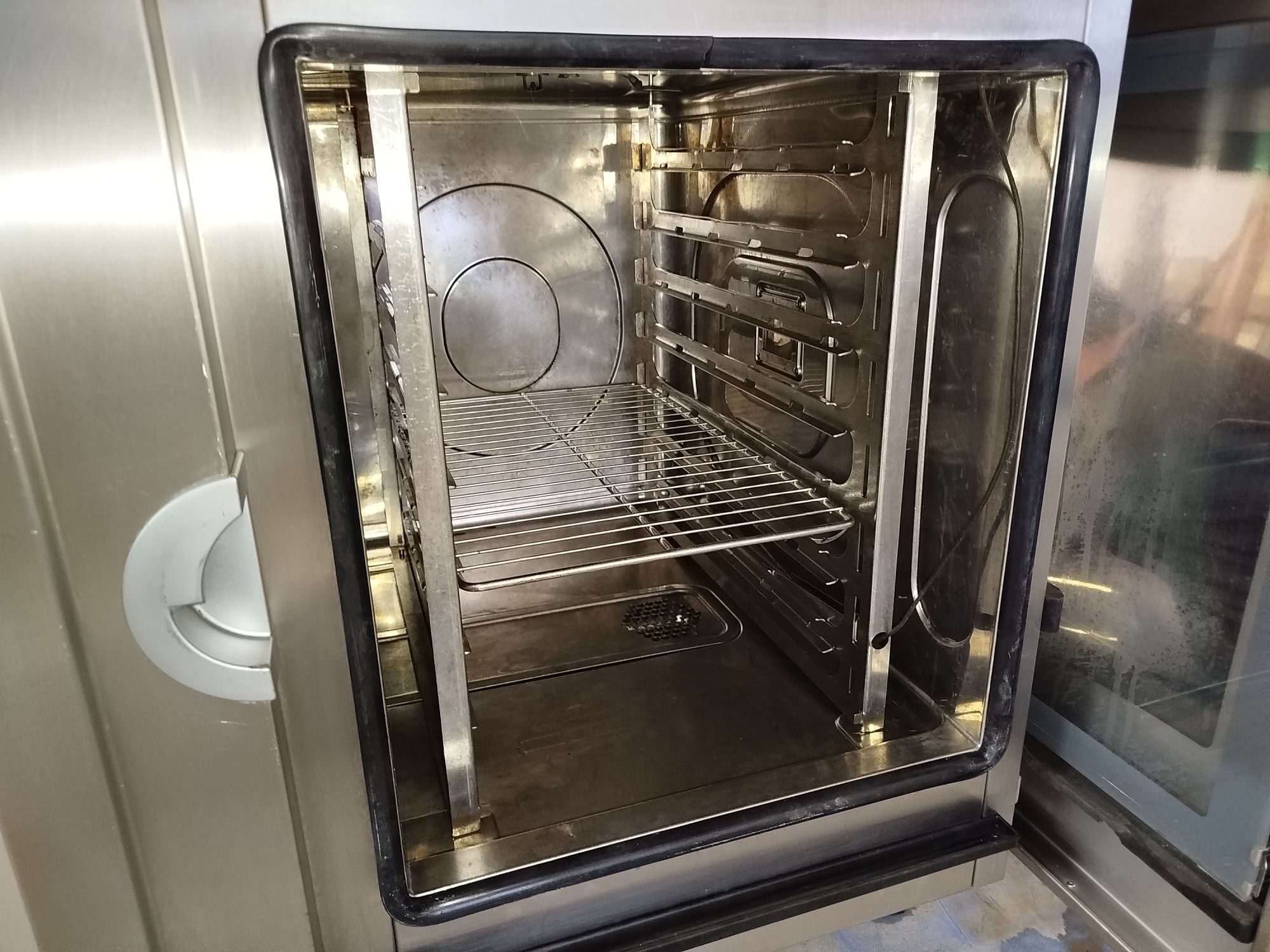 Пароконвектомат Convotherm OEB 6.10 easy touch