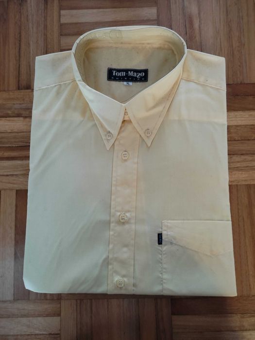 Vende-se várias camisas novas Tom-Maso