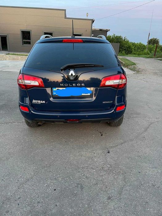 Автомобіль рено колеос