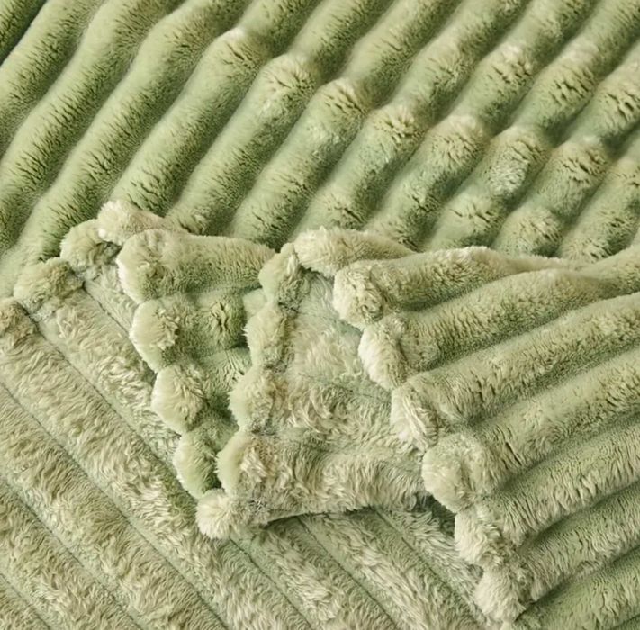 М'який фланелевий плед