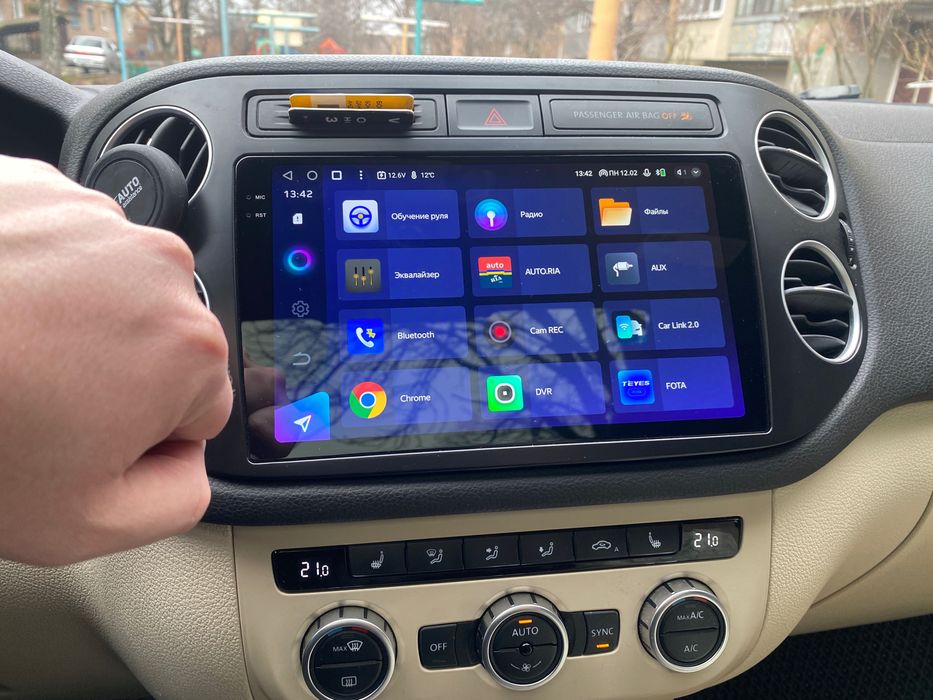 Продам Teyes CC3 2K 6GB+128GB 4G+WiFi A