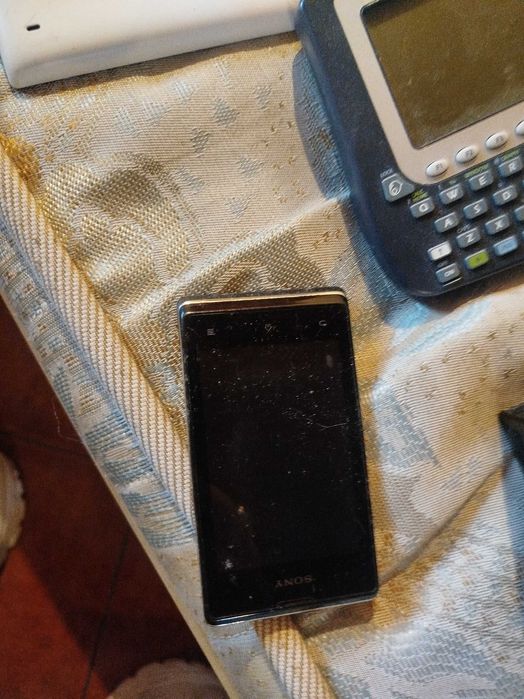 Telemóveis antigos para peças, restauro