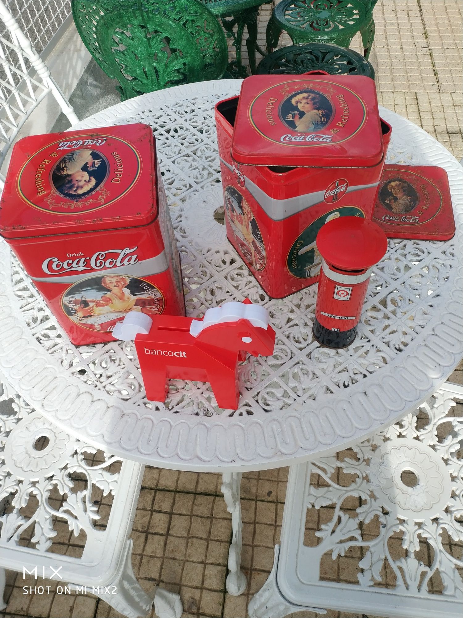 latas de óleo o conjunto