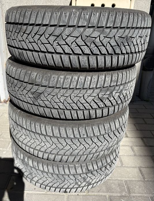 Zestaw kół z oponami zimowymi Dunlop 16