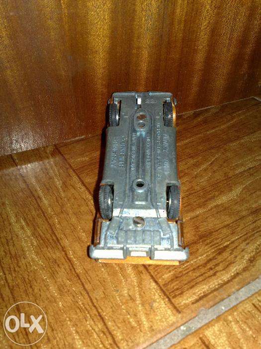 carro DINKY TOYS Corvette Stingray
