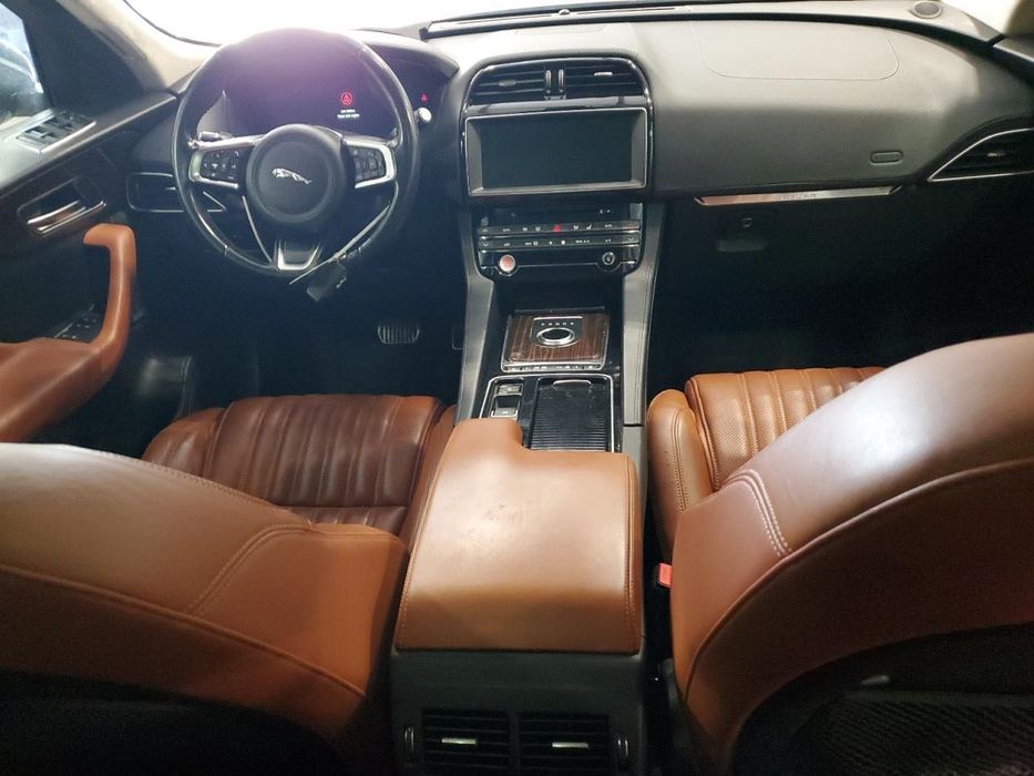 Jaguar F-PACE Portfolio, 2018
