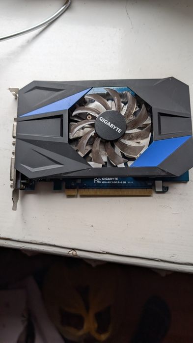 Продам відеокарта gigabyre geforce