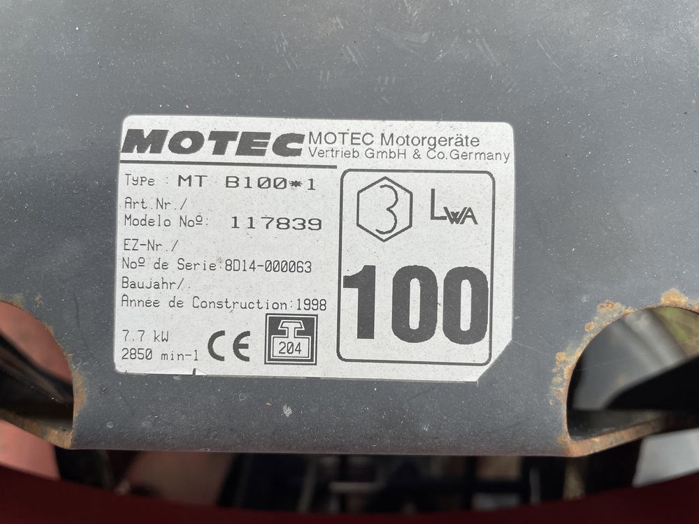 Traktorek- Motec MT B100*1 - Germany