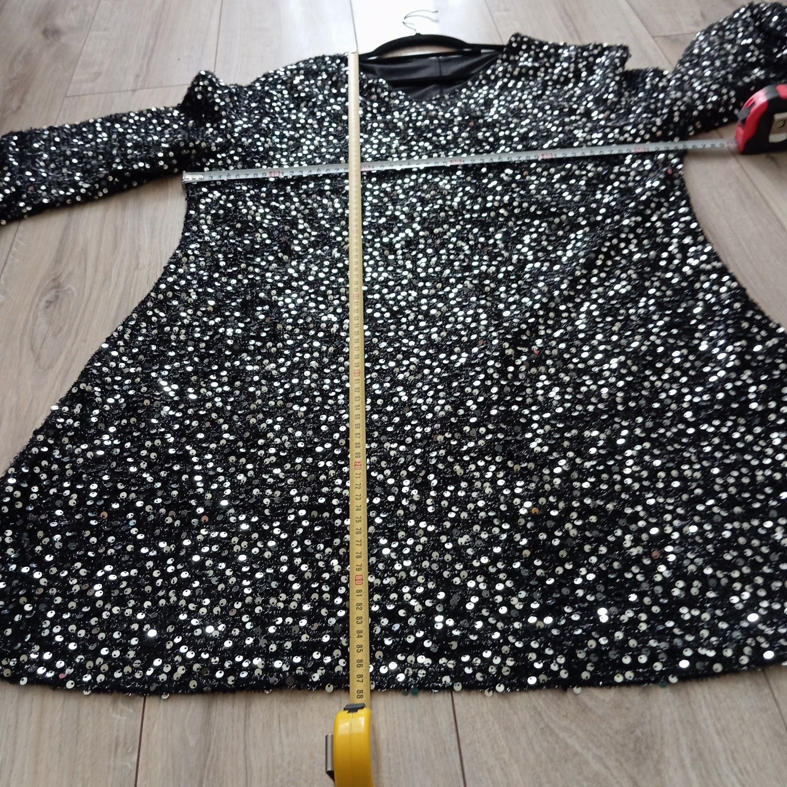 Czarna cekiny elegancka
