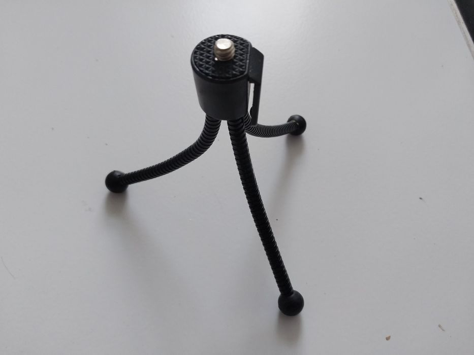 Міні штатив для телефона з кріпленням на різьбу 1/4