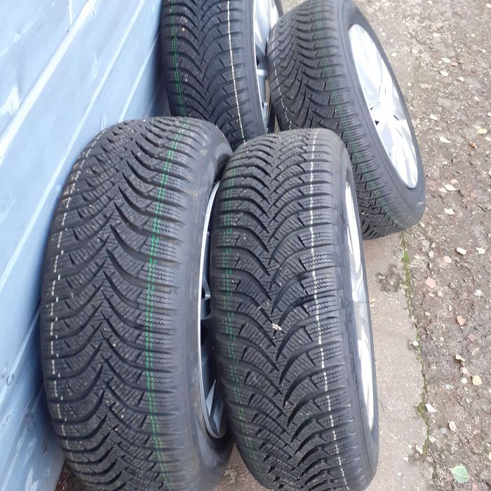 Nowe opony zimowe 195/60R16 na felgach stalowych VW 6x16  5x100  et 35