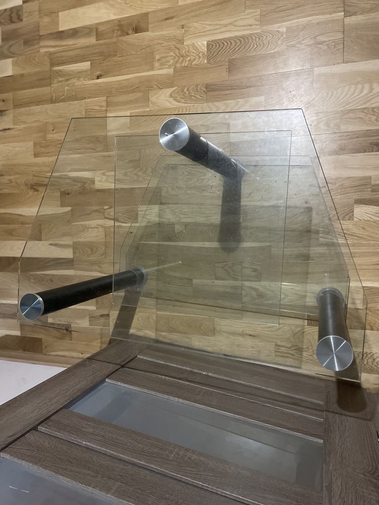 Stolik szklany do salonu pod telewizor tv