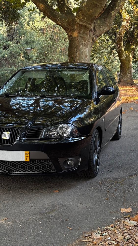 Seat ibiza 6l PD130 5 lugares