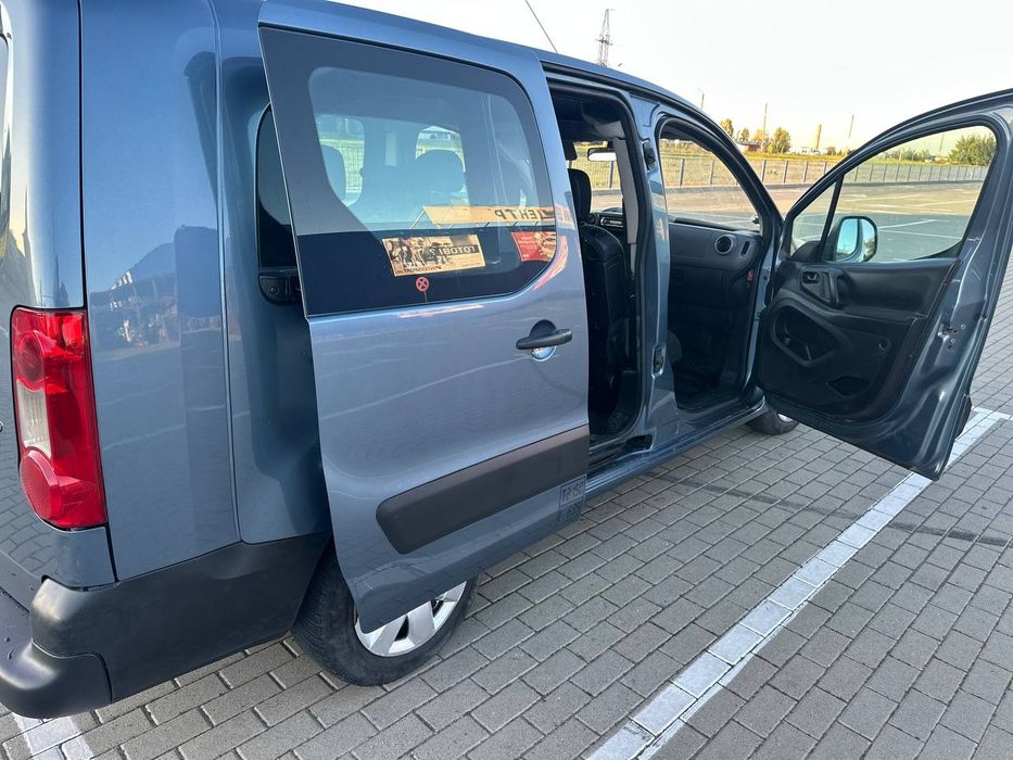 Сітроен берлінго Citroen Berlingo пасажир, Peugeot partner