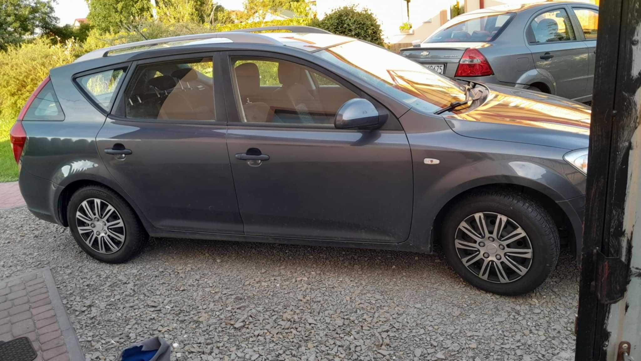 Sprzedam Kia Ceed Kombi 2009 1.6