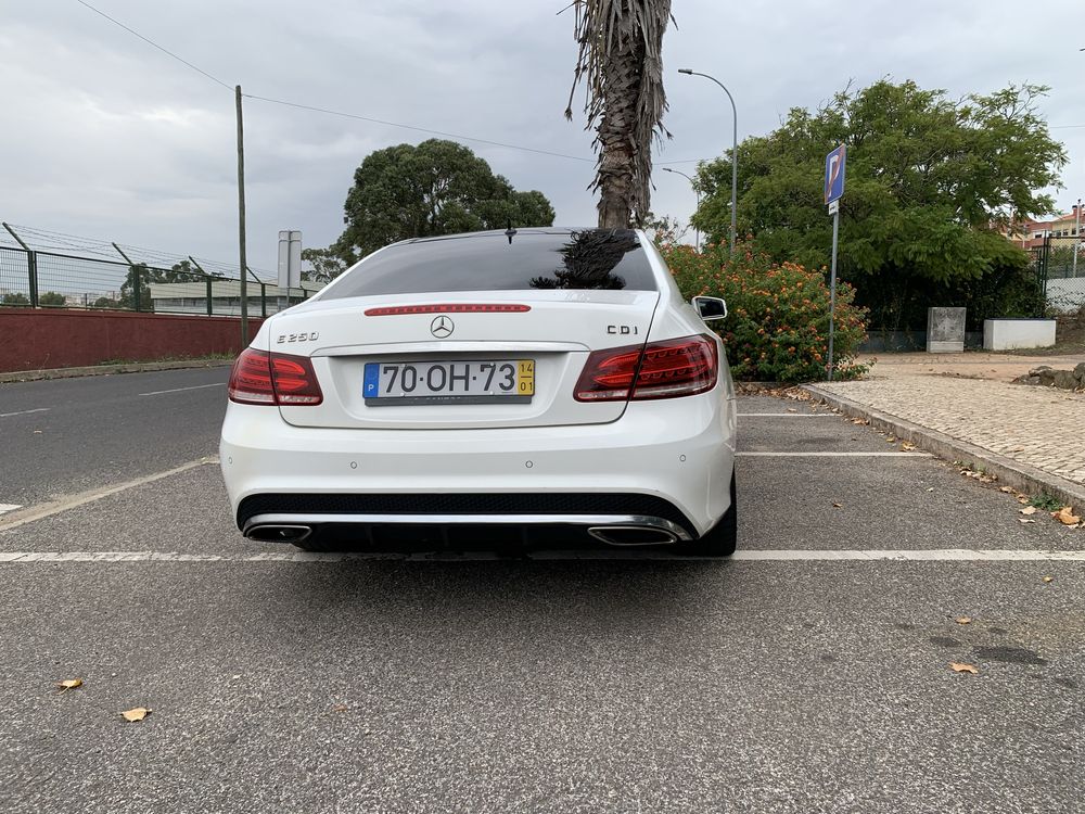 Mercedes-benz E 250 coupe