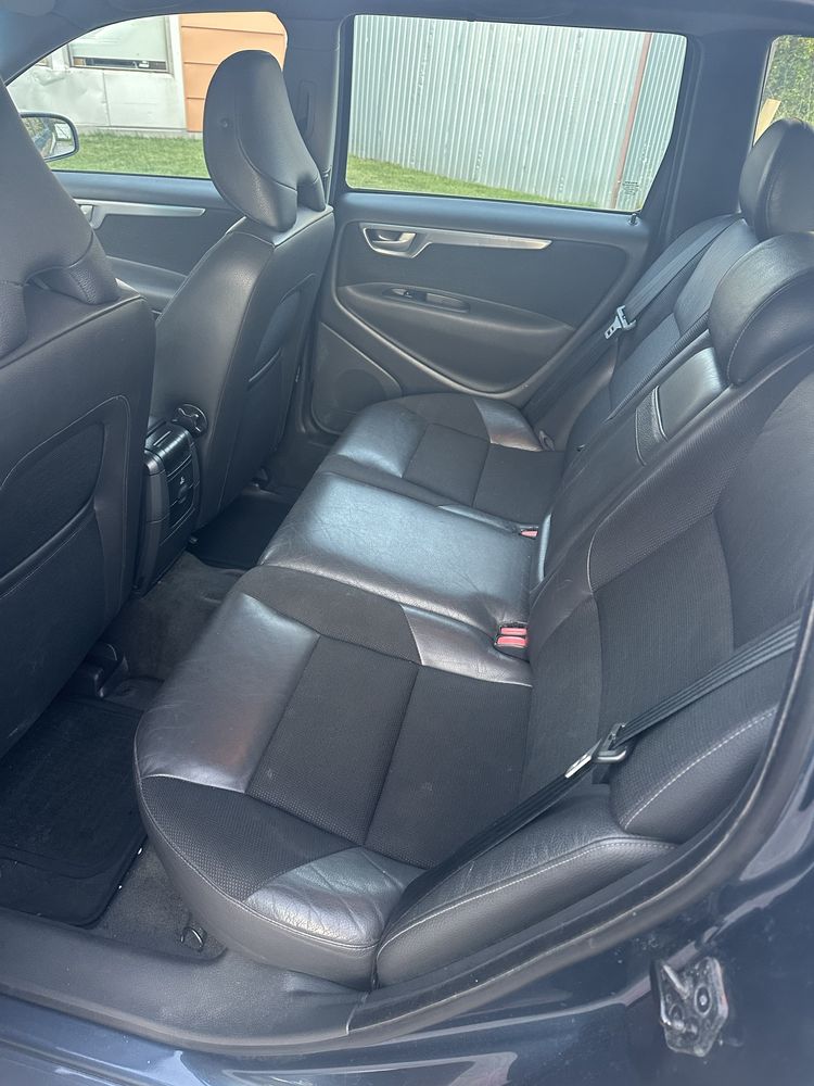 Volvo V70 2.4 d5 automat AWD