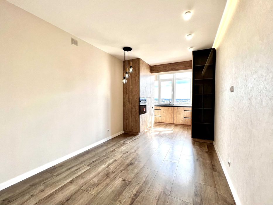 Функціональна 1.5к квартира з модним інтер'єром. Популярний ЖК. Центр!